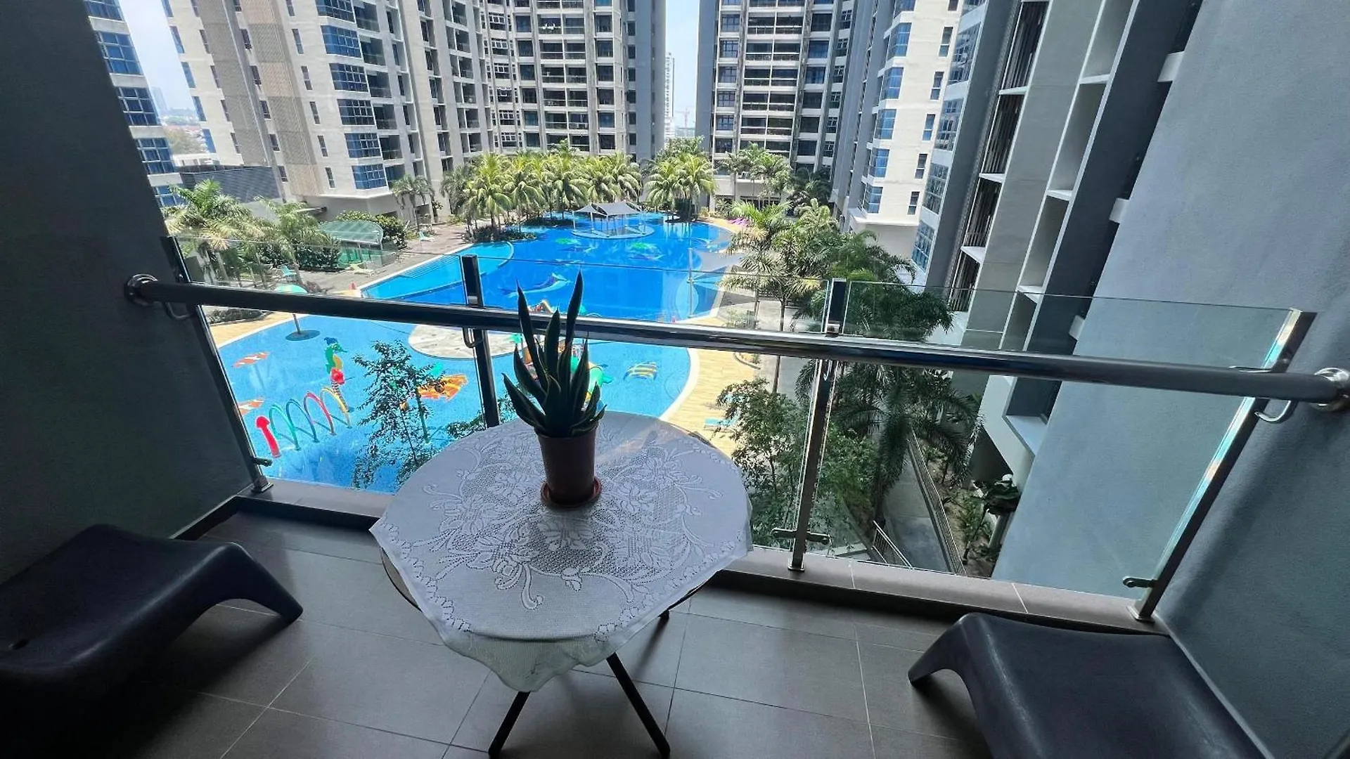 Apartment Happy Home @ Atlantis Residences Pool View Malacca Malaysia