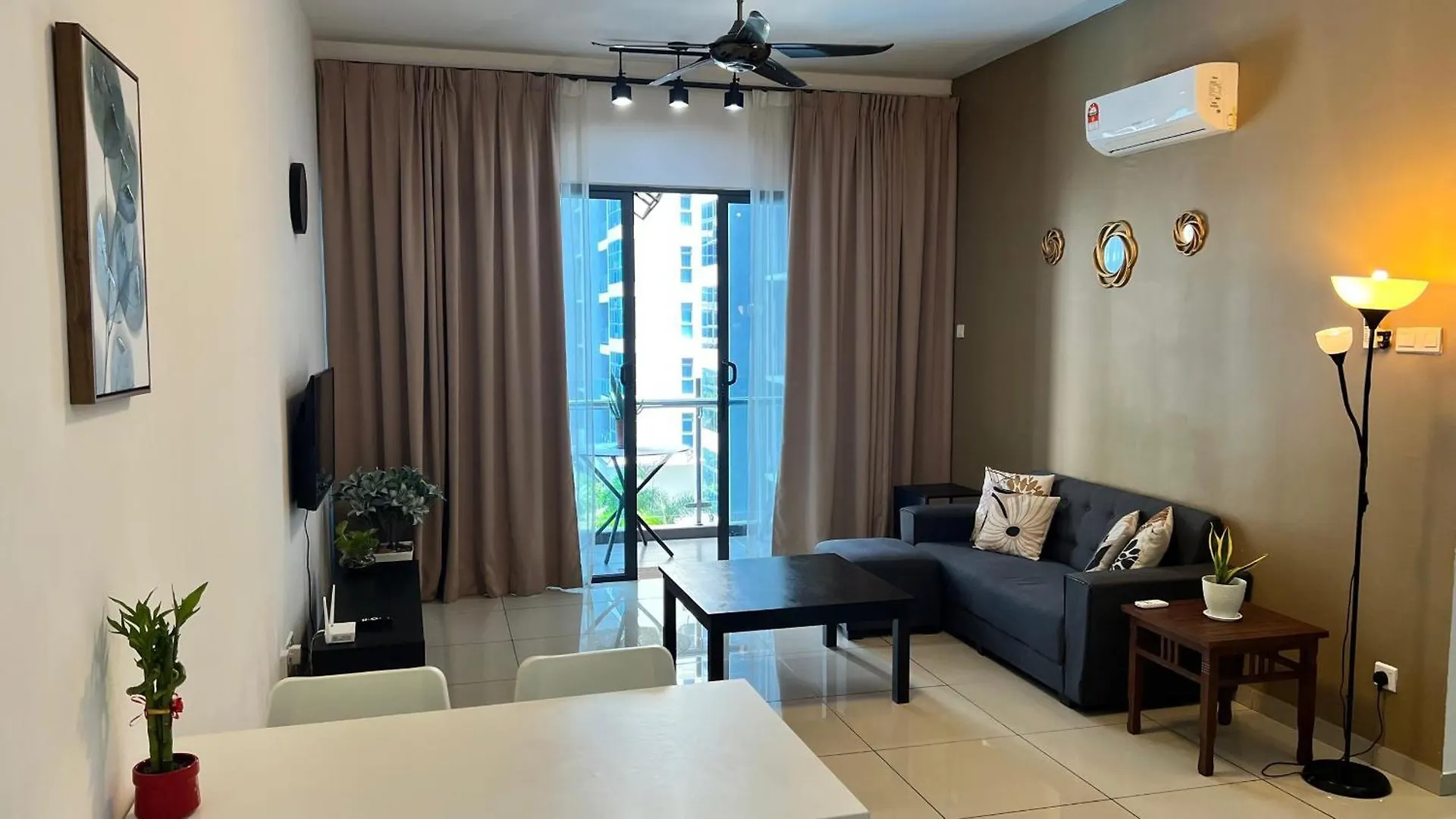 Happy Home @ Atlantis Residences Pool View Malacca